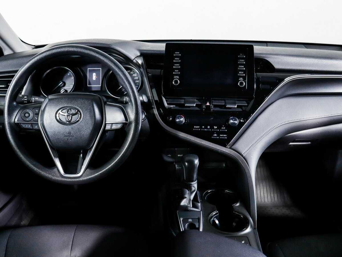 Toyota Camry 2021 года с пробегом. Фото: #8