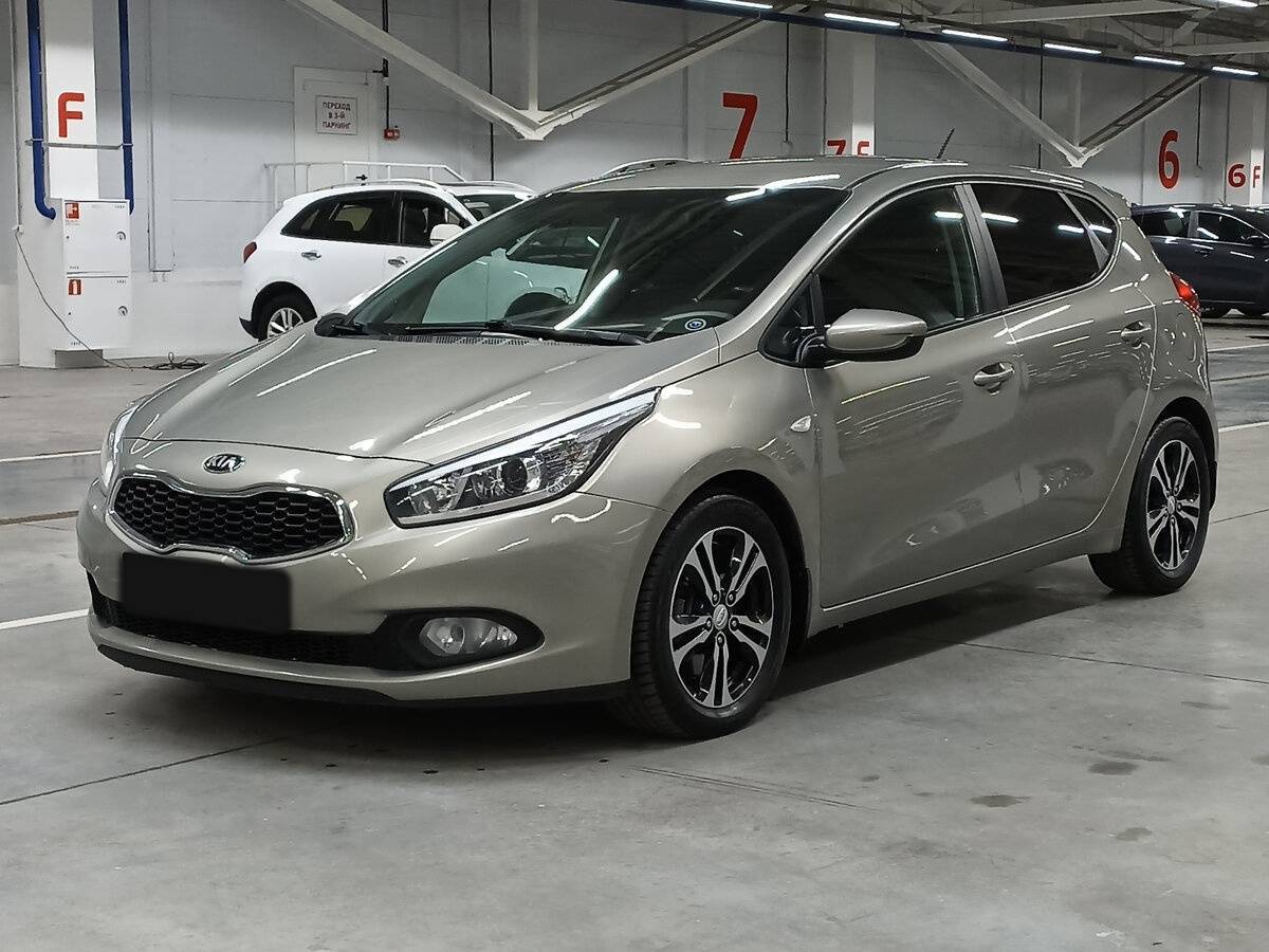 Kia Ceed 2015 года с пробегом. Посмотреть фото
