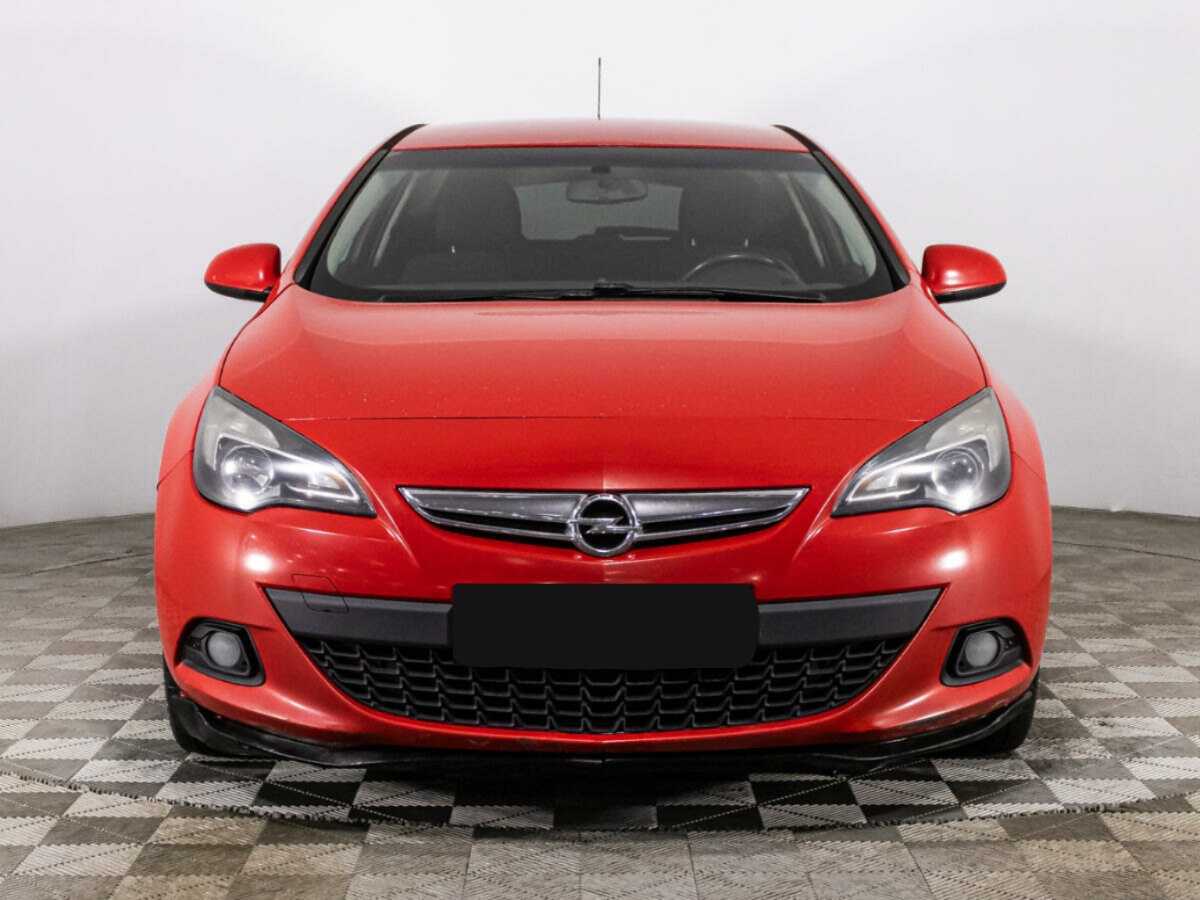 Opel Astra 2013 года с пробегом. Фото: #1