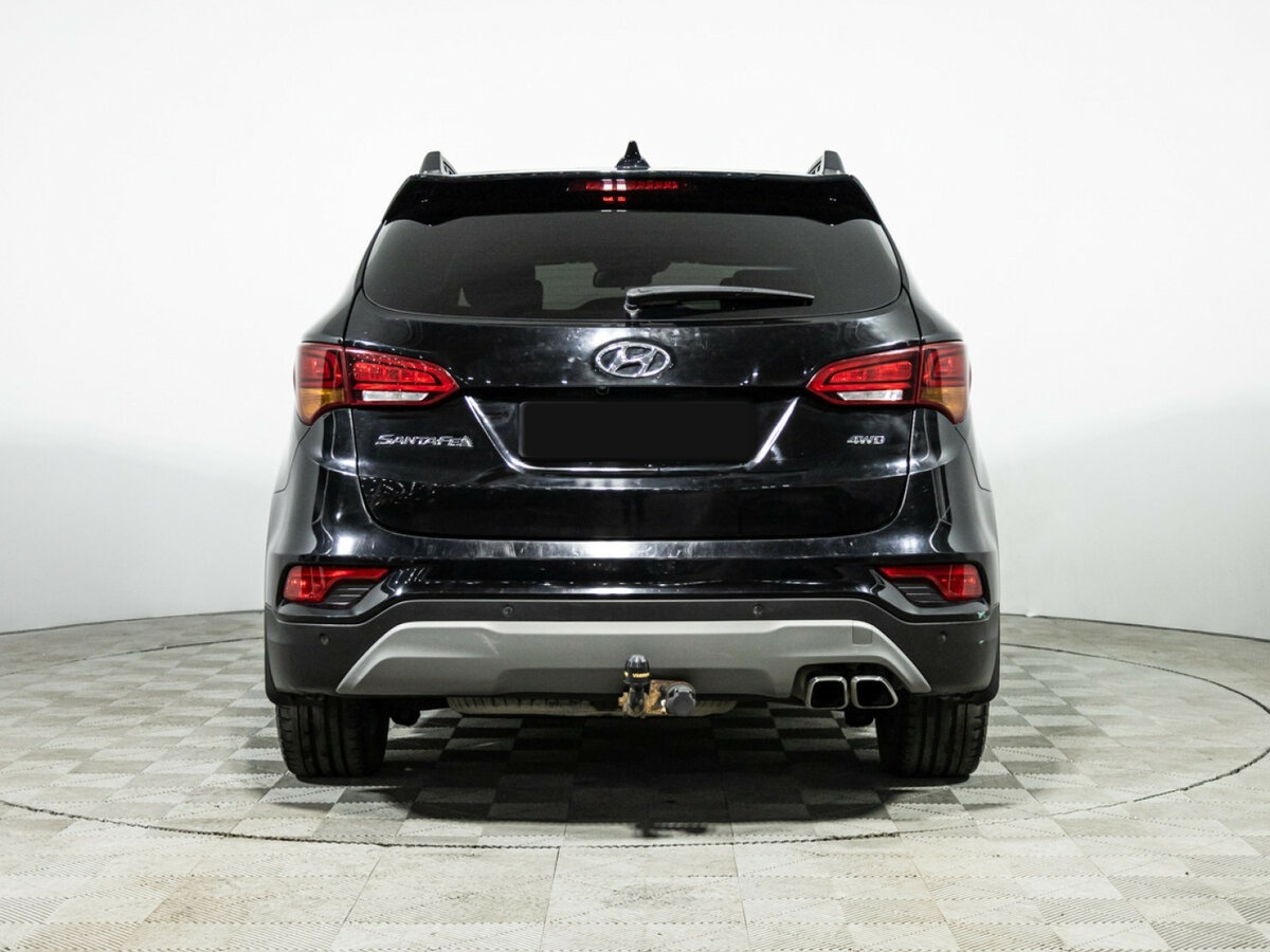 Hyundai Santa Fe 2017 года с пробегом. Фото: #4