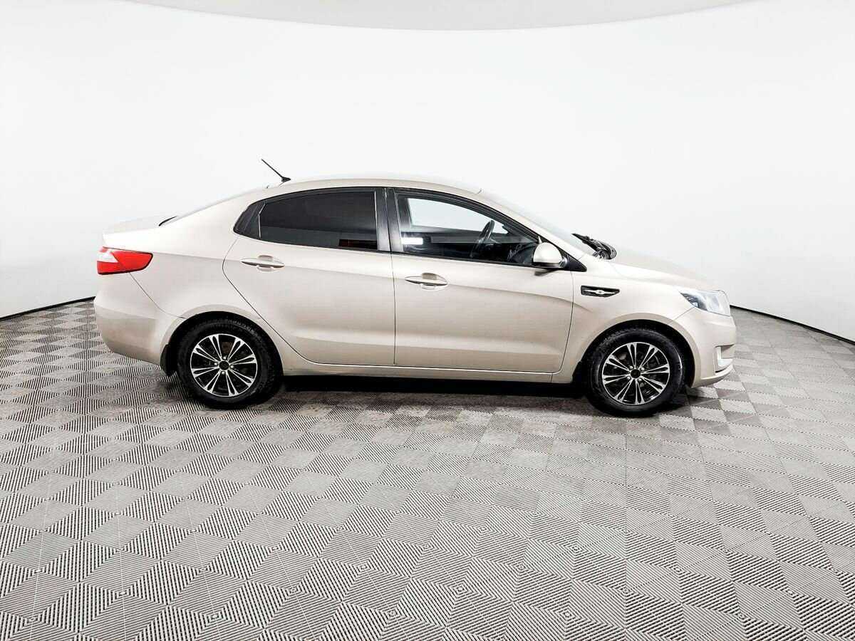 Kia Rio 2013 года с пробегом. Фото: #3