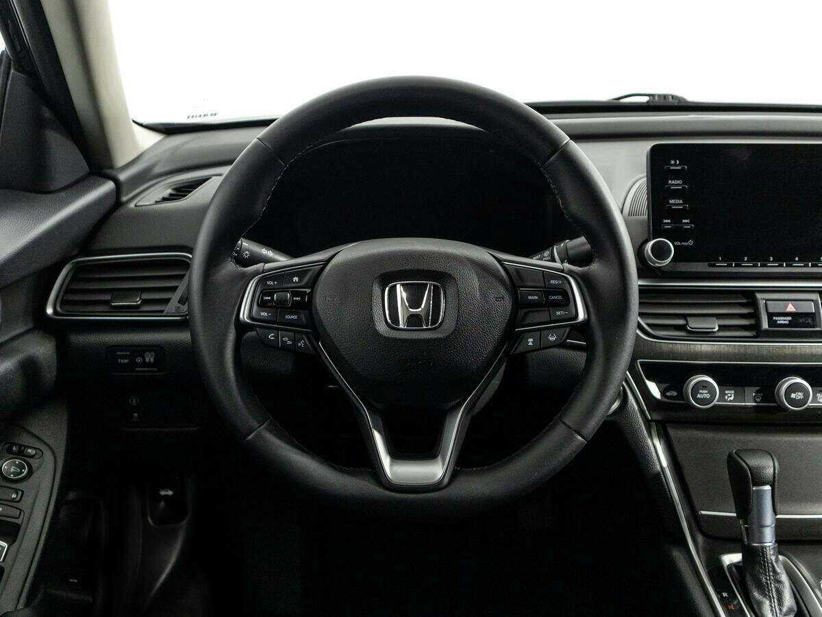 Honda Accord 2018 года с пробегом. Фото: #14