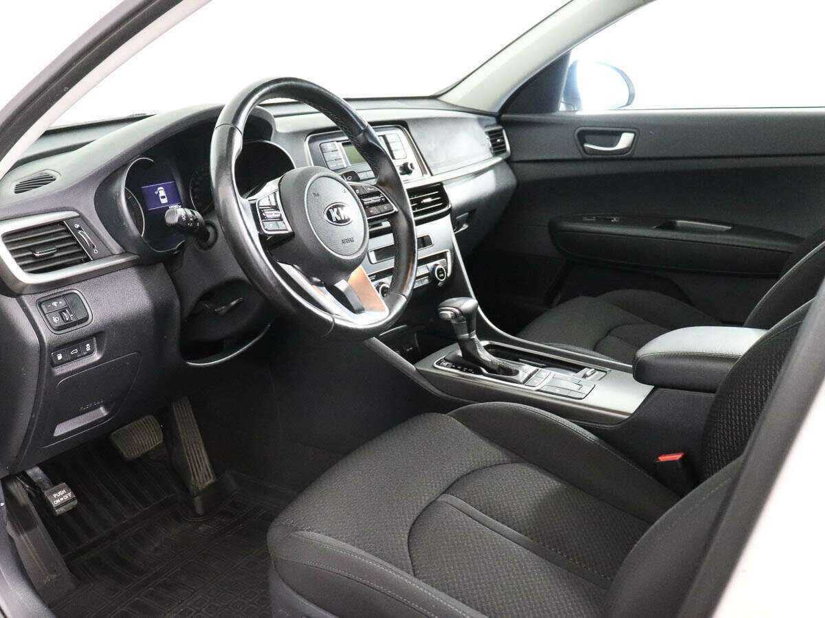 Kia Optima 2018 года с пробегом. Фото: #7