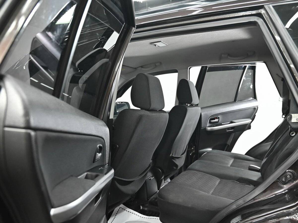 Suzuki Grand Vitara 2013 года с пробегом. Фото: #12