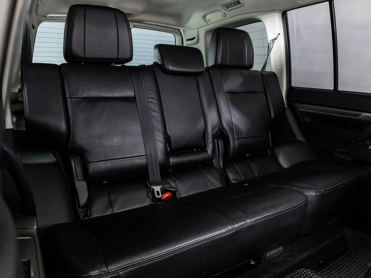 Mitsubishi Pajero 2014 года с пробегом. Фото: #16