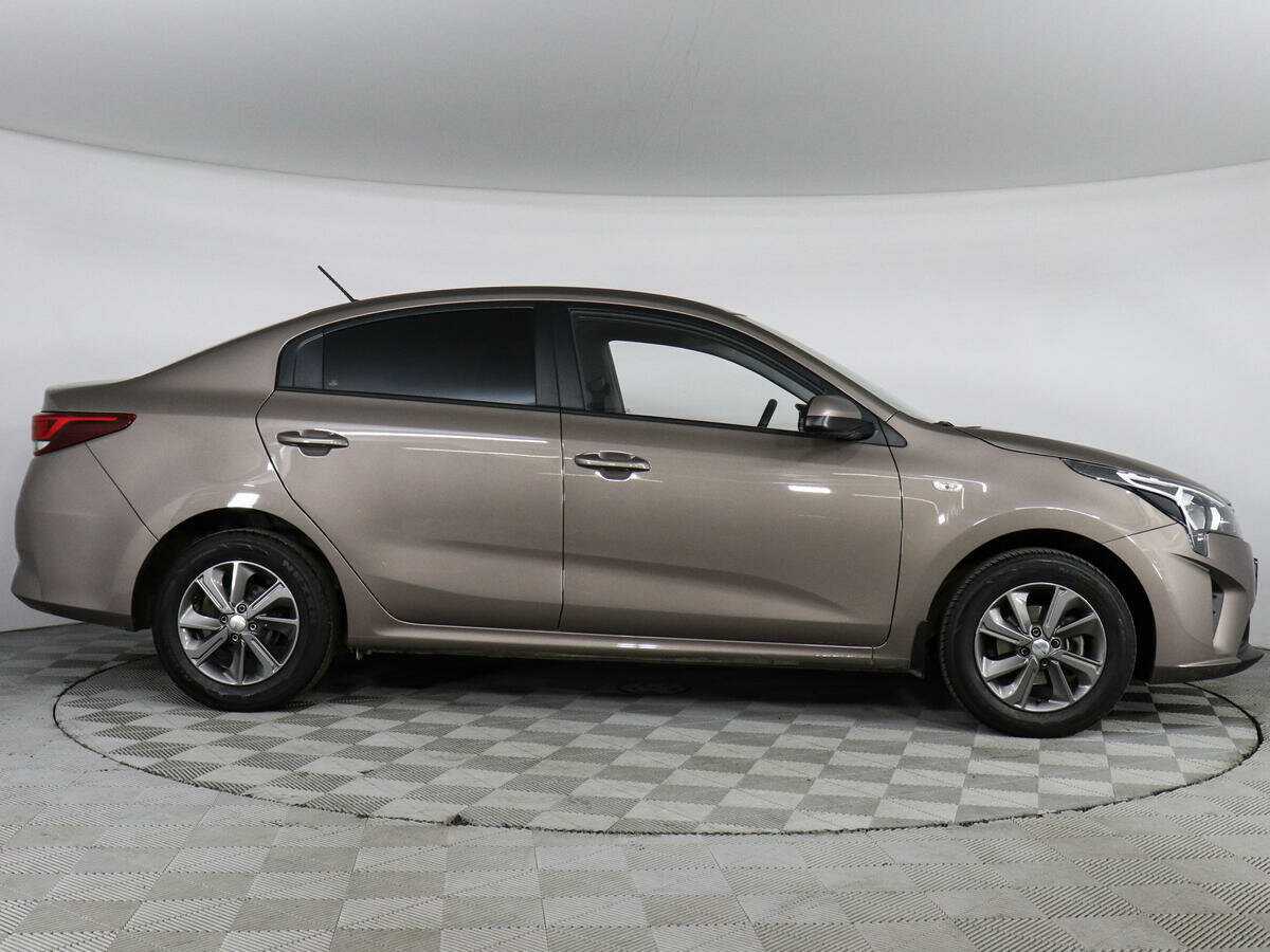 Kia Rio 2022 года с пробегом. Фото: #3