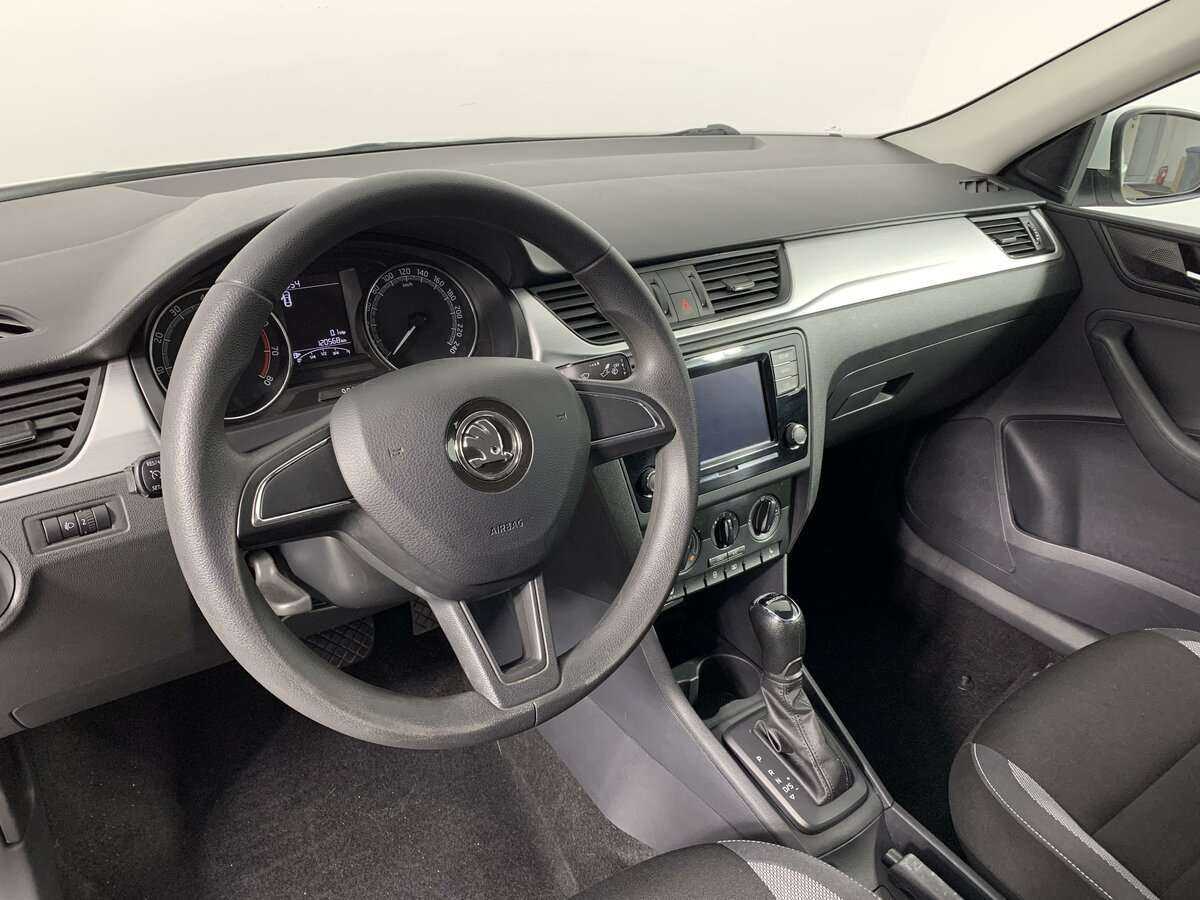 Skoda Rapid 2019 года с пробегом. Фото: #16