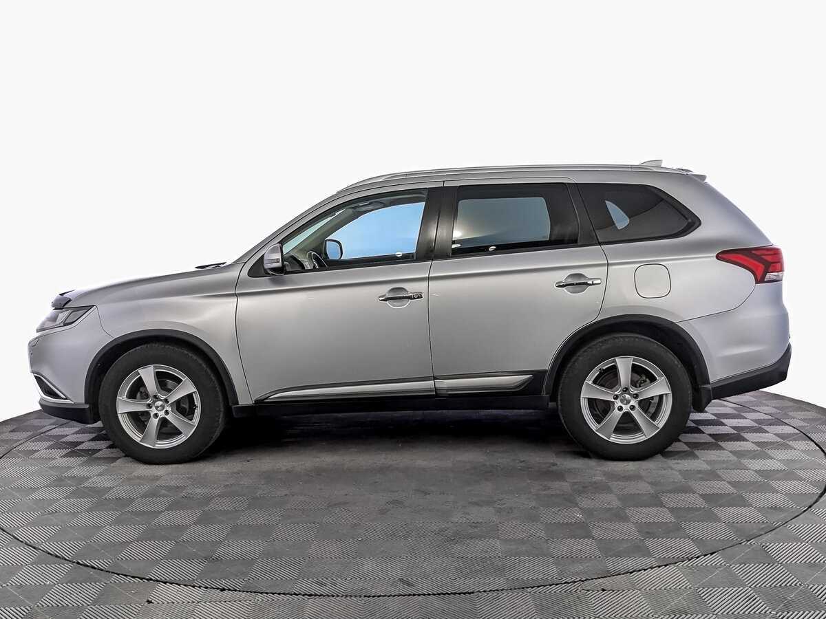 Mitsubishi Outlander 2017 года с пробегом. Фото: #7
