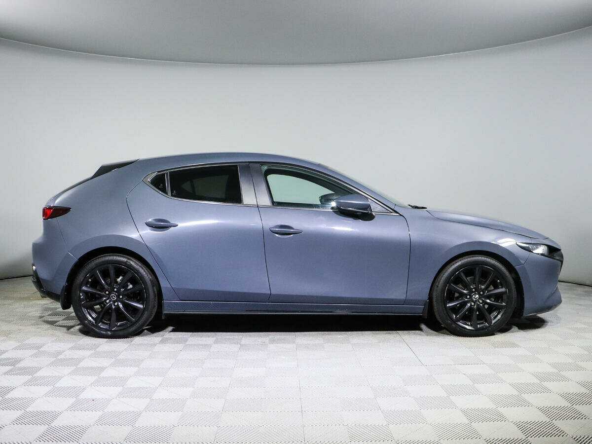 Mazda 3 2019 года с пробегом. Фото: #3