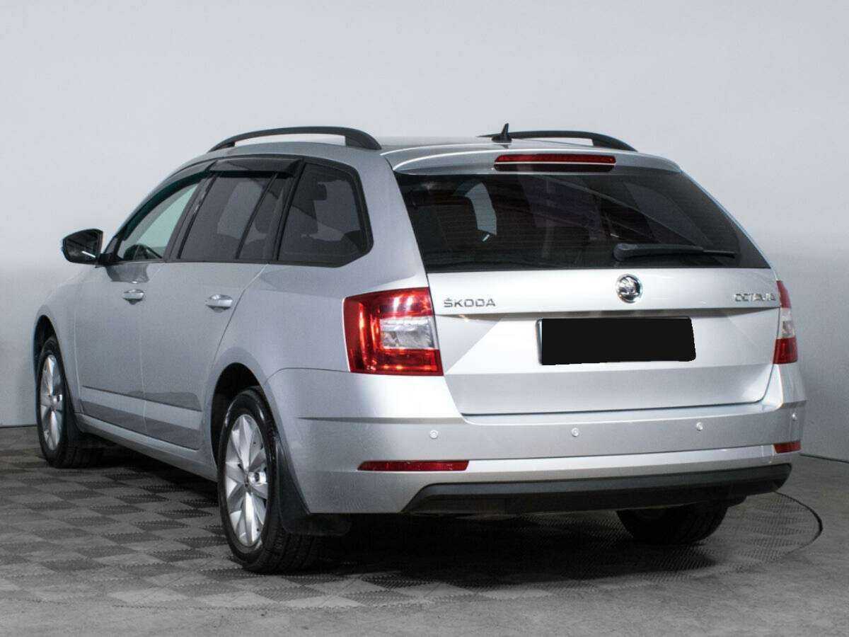 Skoda Octavia 2018 года с пробегом. Фото: #6