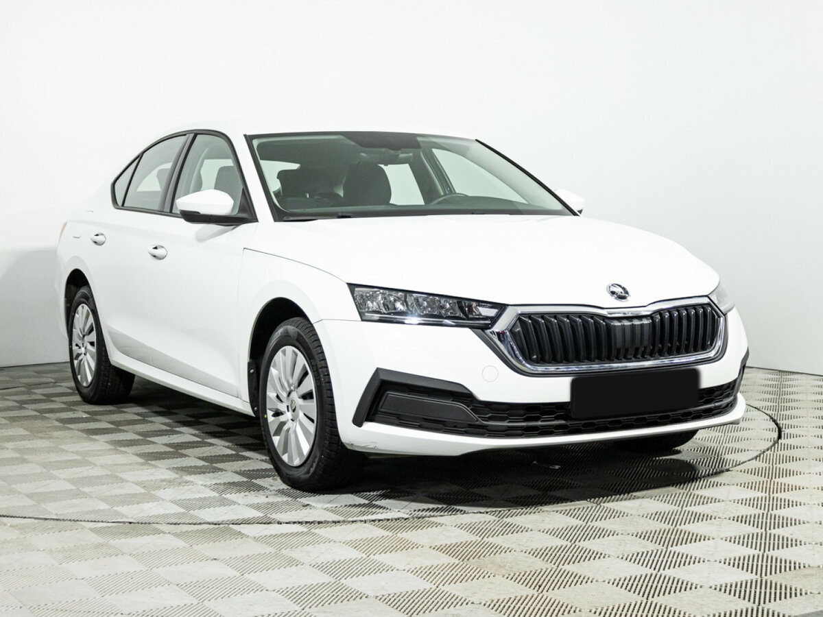 Skoda Octavia 2021 года с пробегом. Фото: #2