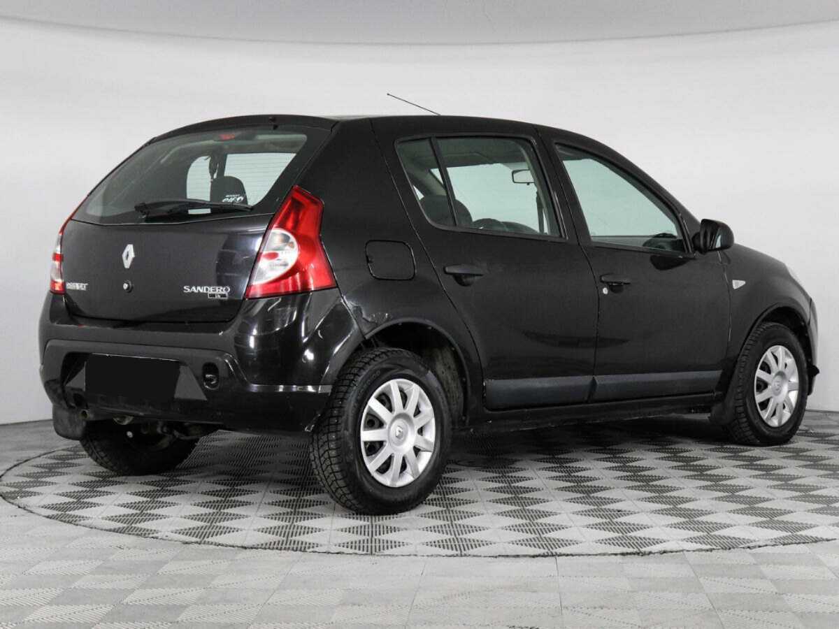 Renault Sandero 2012 года с пробегом. Фото: #2