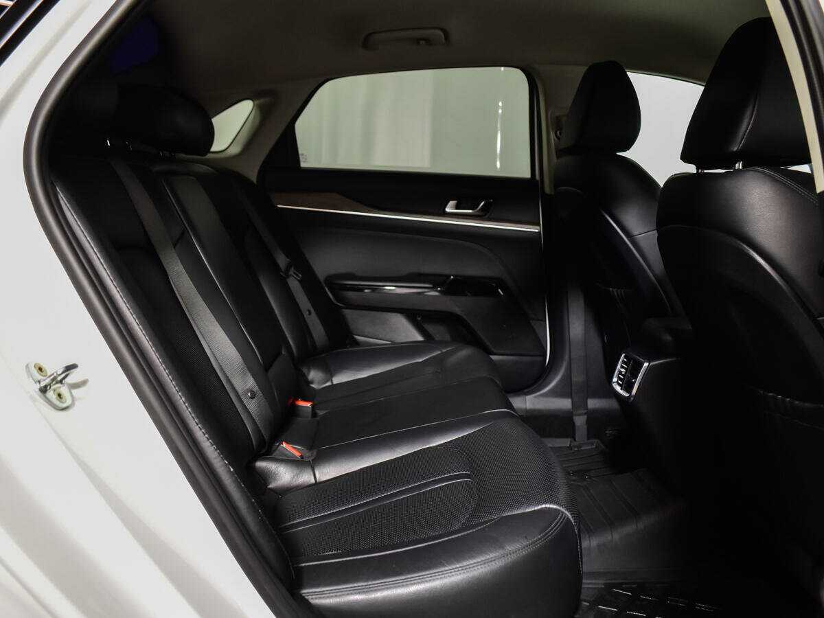 Kia K5 2021 года с пробегом. Фото: #9