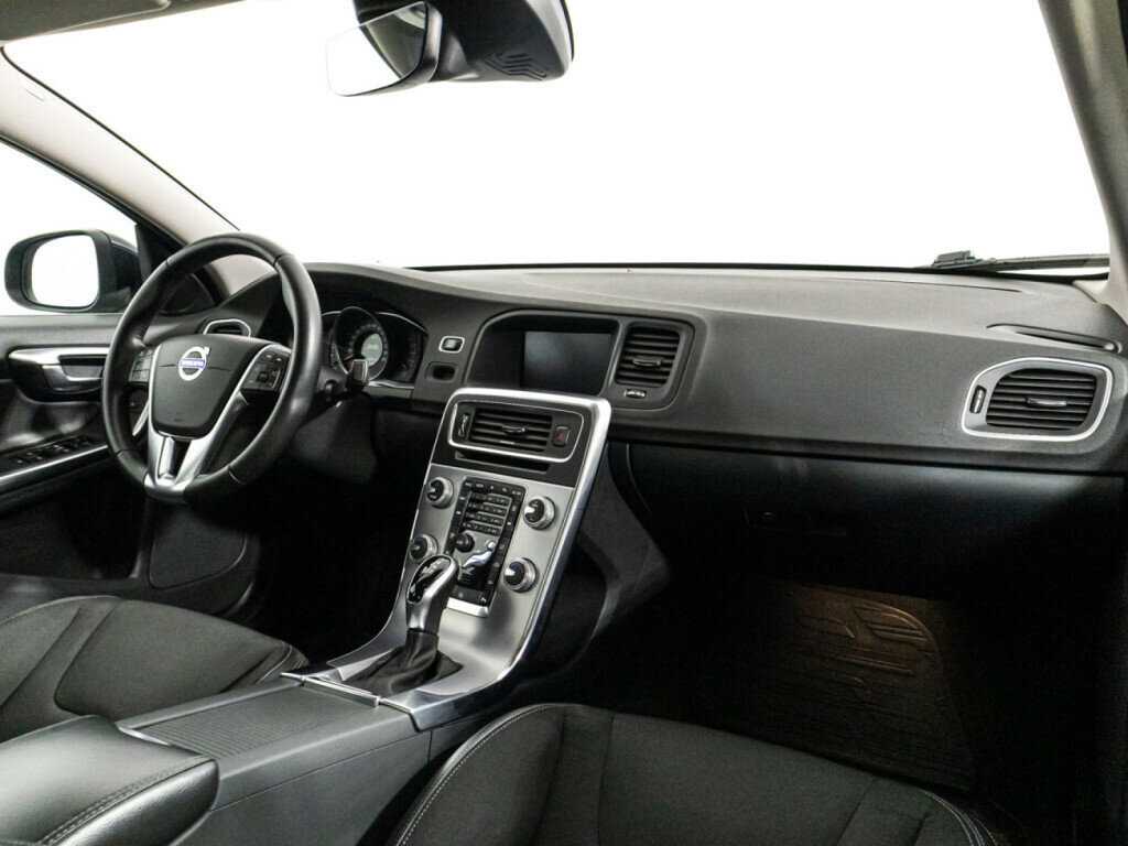 Volvo S60 2017 года с пробегом. Фото: #8