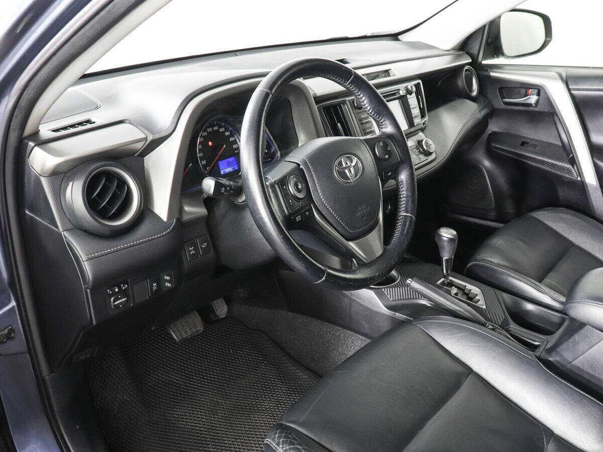 Toyota RAV4 2013 года с пробегом. Фото: #8