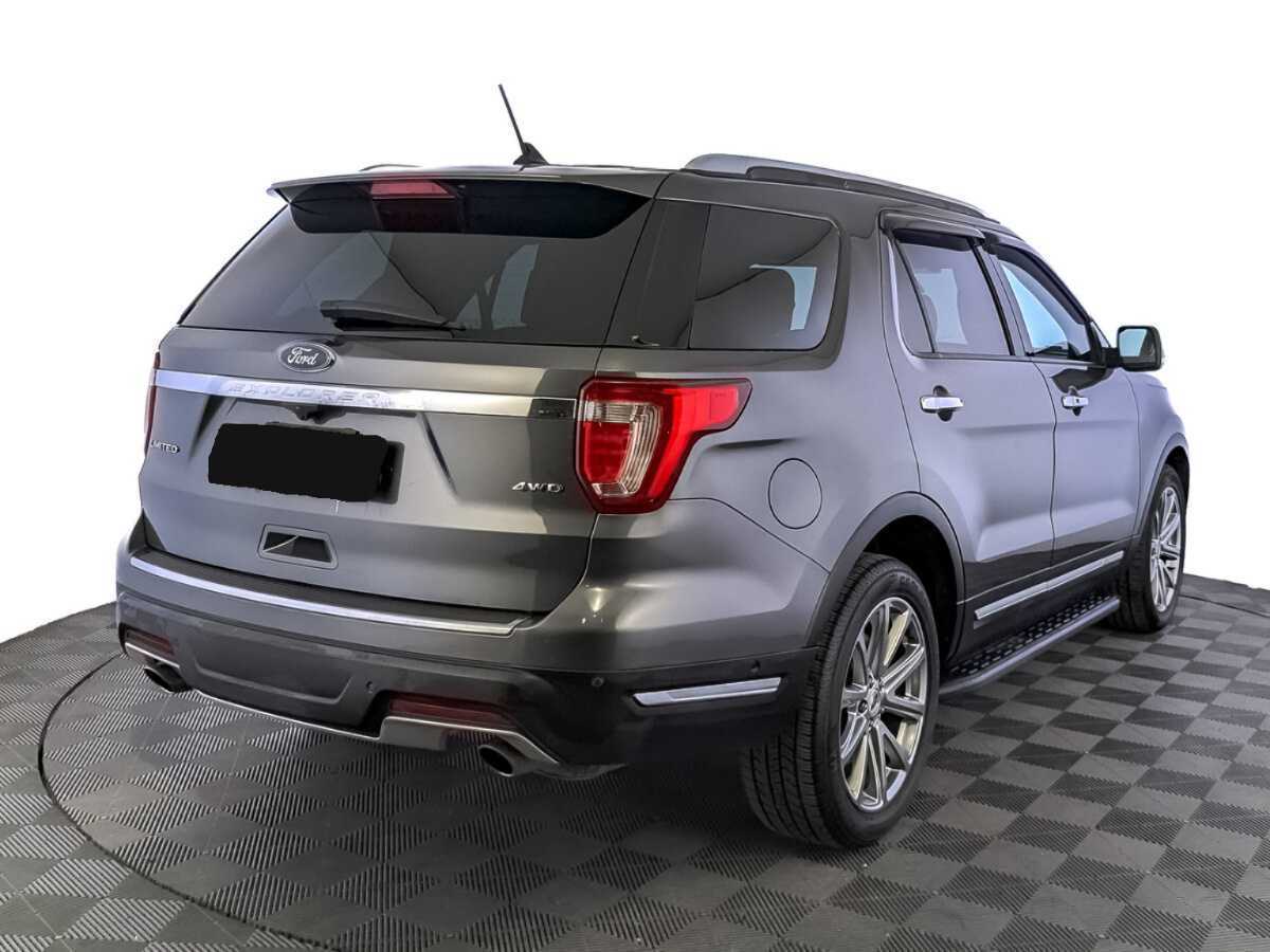 Ford Explorer 2017 года с пробегом. Фото: #4