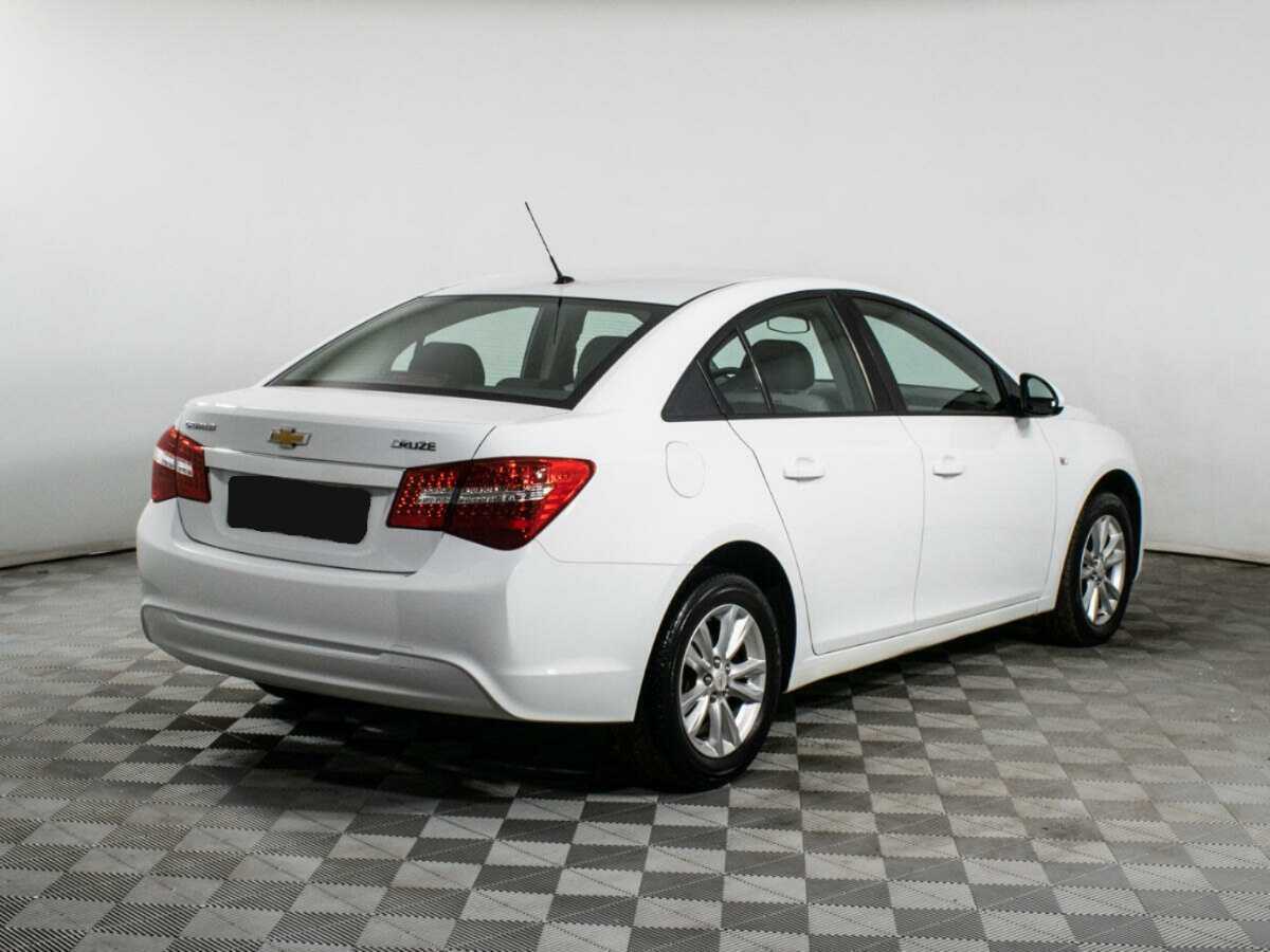 Chevrolet Cruze 2013 года с пробегом. Фото: #4