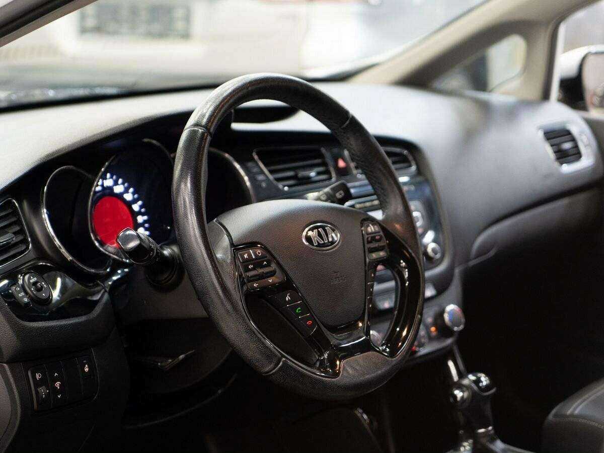 Kia Ceed 2014 года с пробегом. Фото: #4
