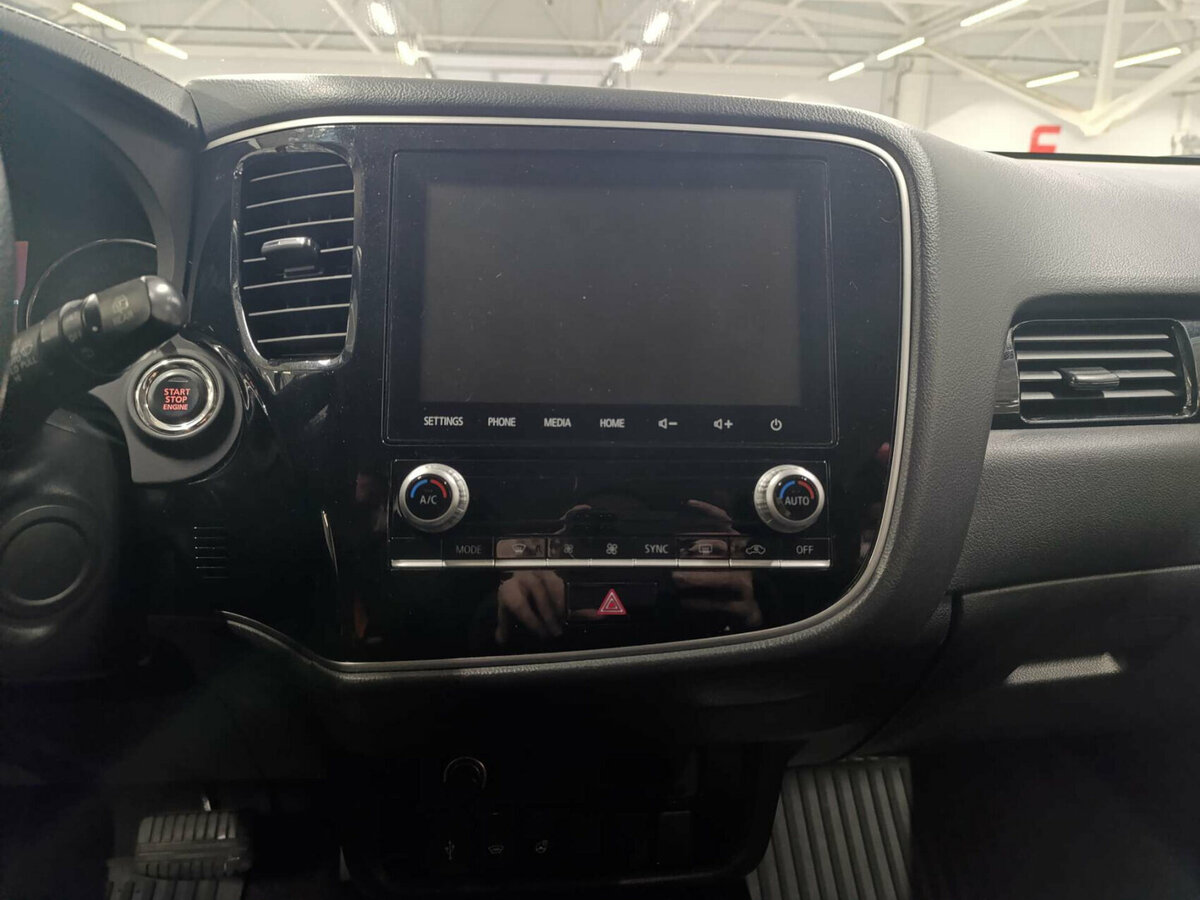 Mitsubishi Outlander 2021 года с пробегом. Фото: #14