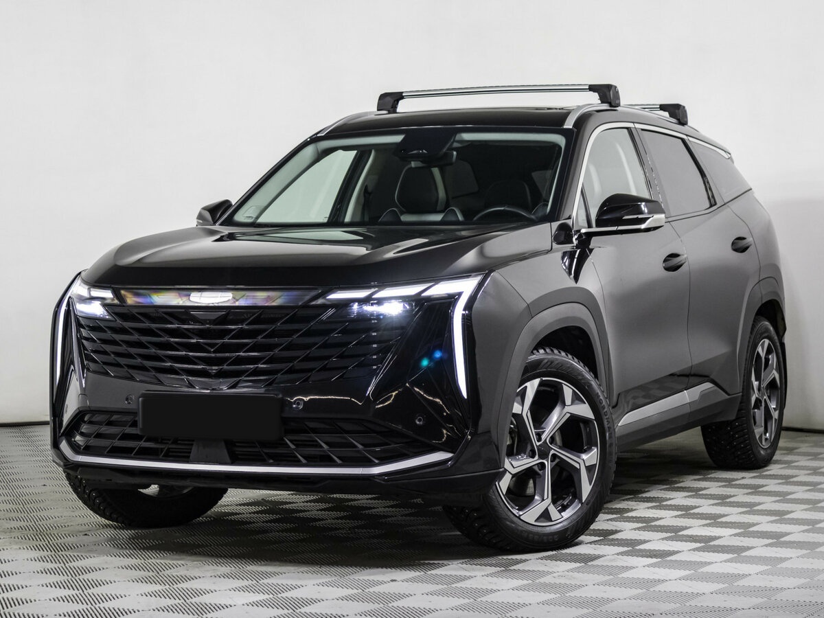 Geely Atlas 2024 года с пробегом. Посмотреть фото