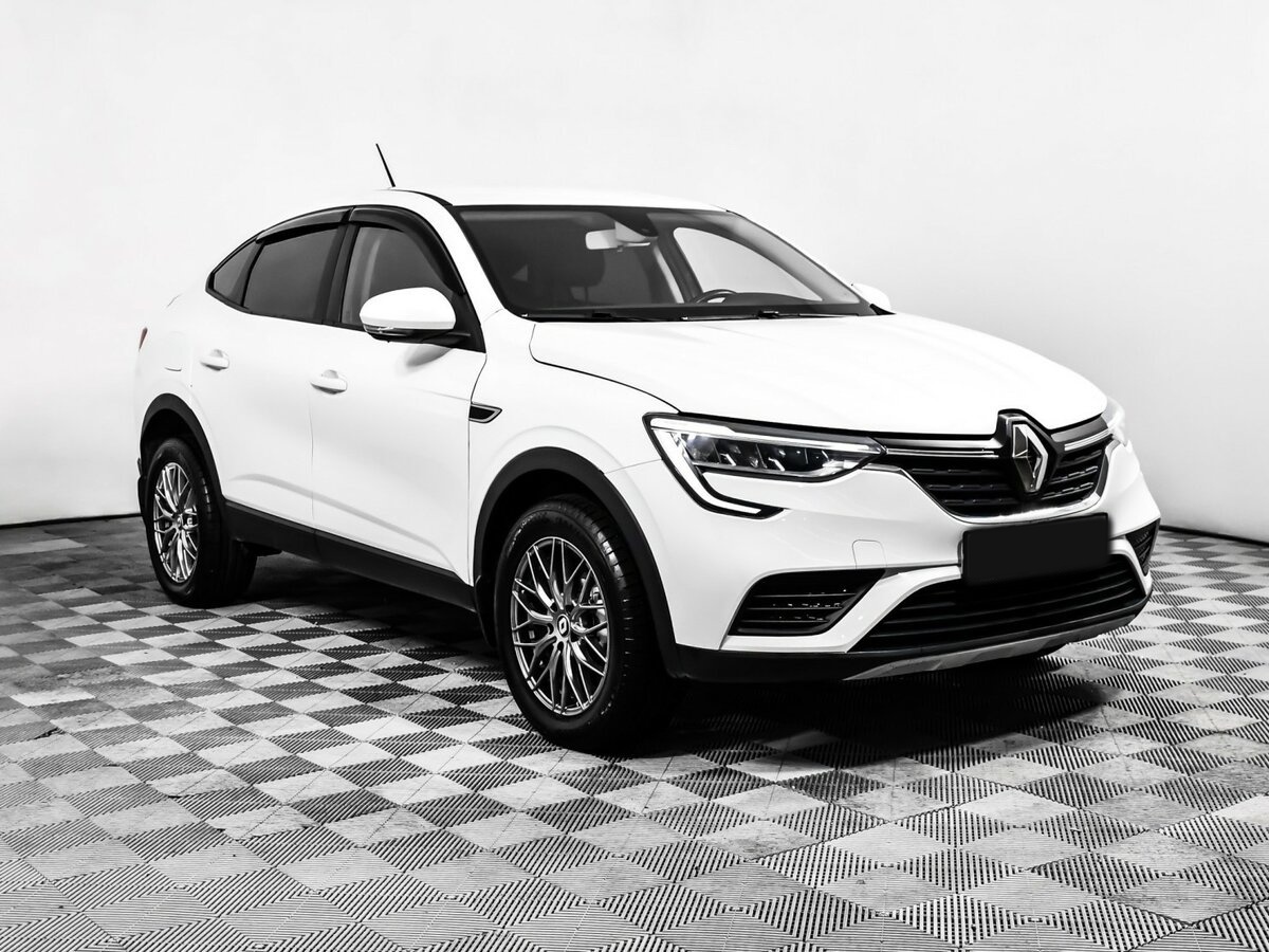 Renault Arkana 2021 года с пробегом. Фото: #2