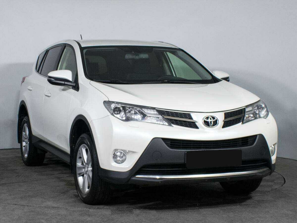 Toyota RAV4 2013 года с пробегом. Фото: #2