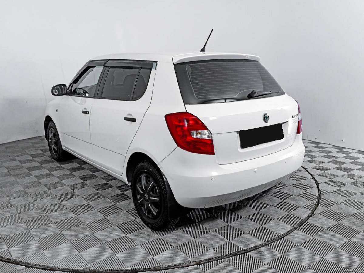 Skoda Fabia 2012 года с пробегом. Фото: #6