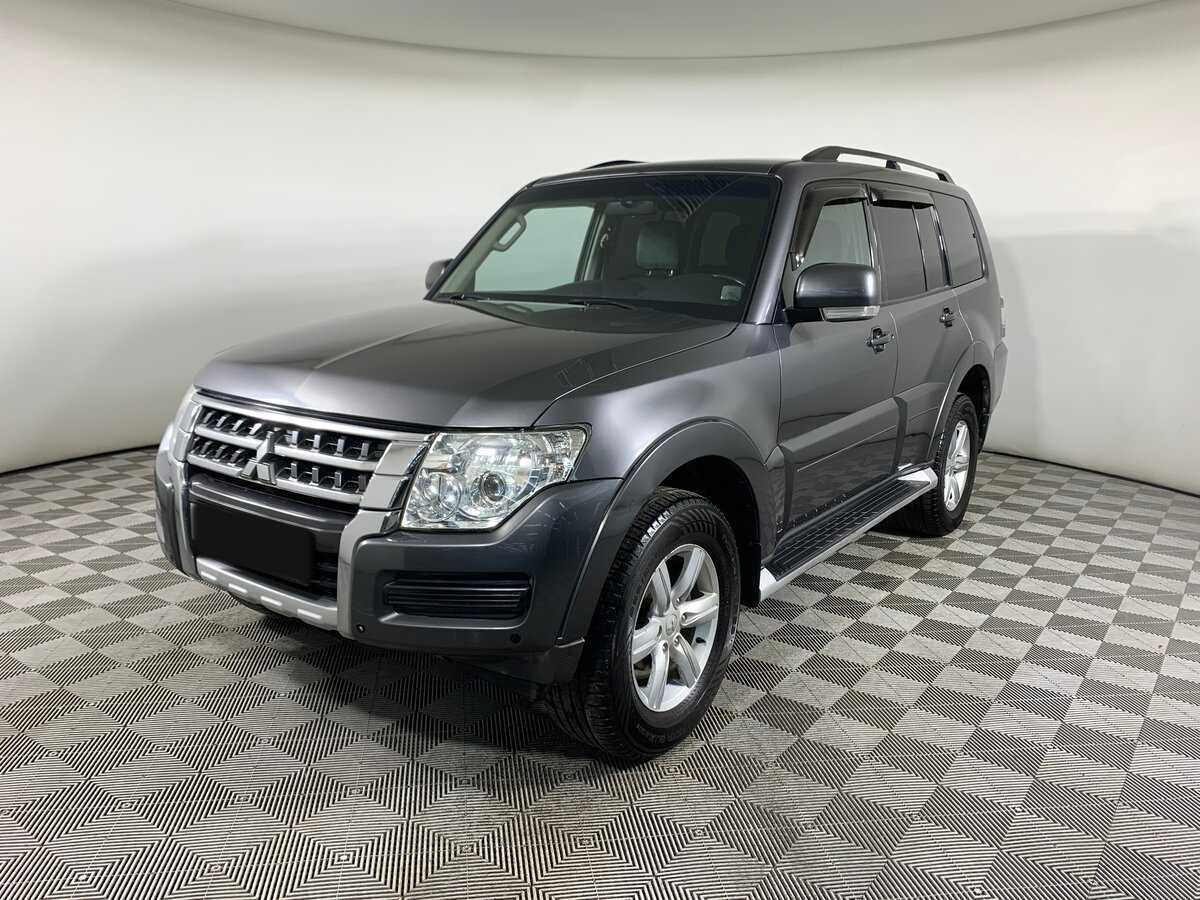 Mitsubishi Pajero 2015 года с пробегом. Посмотреть фото