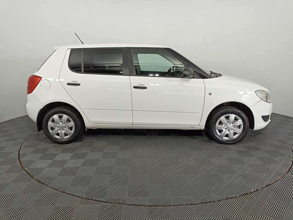 Skoda Fabia 2013 года с пробегом. Фото: #3