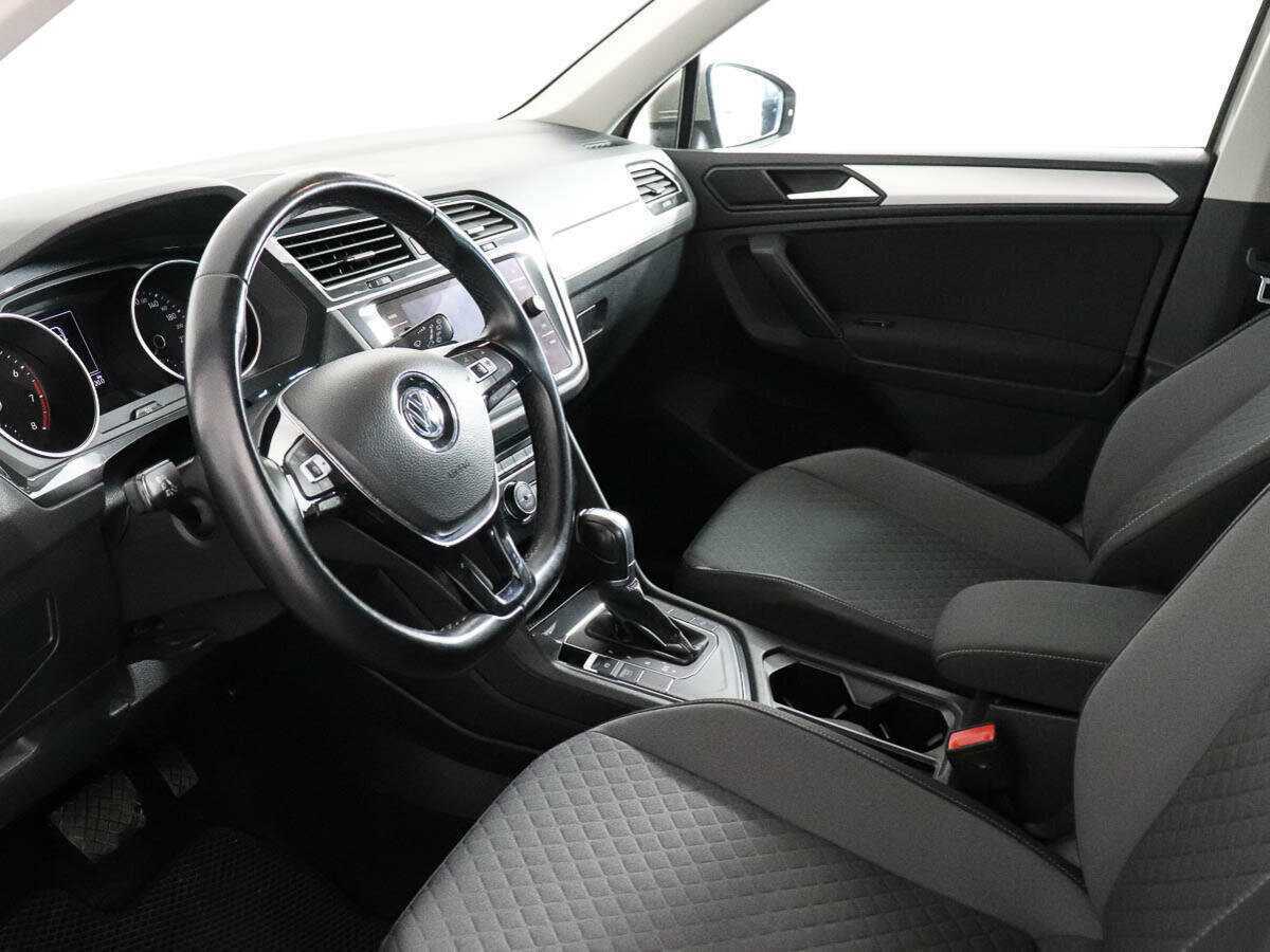 Volkswagen Tiguan 2018 года с пробегом. Фото: #6