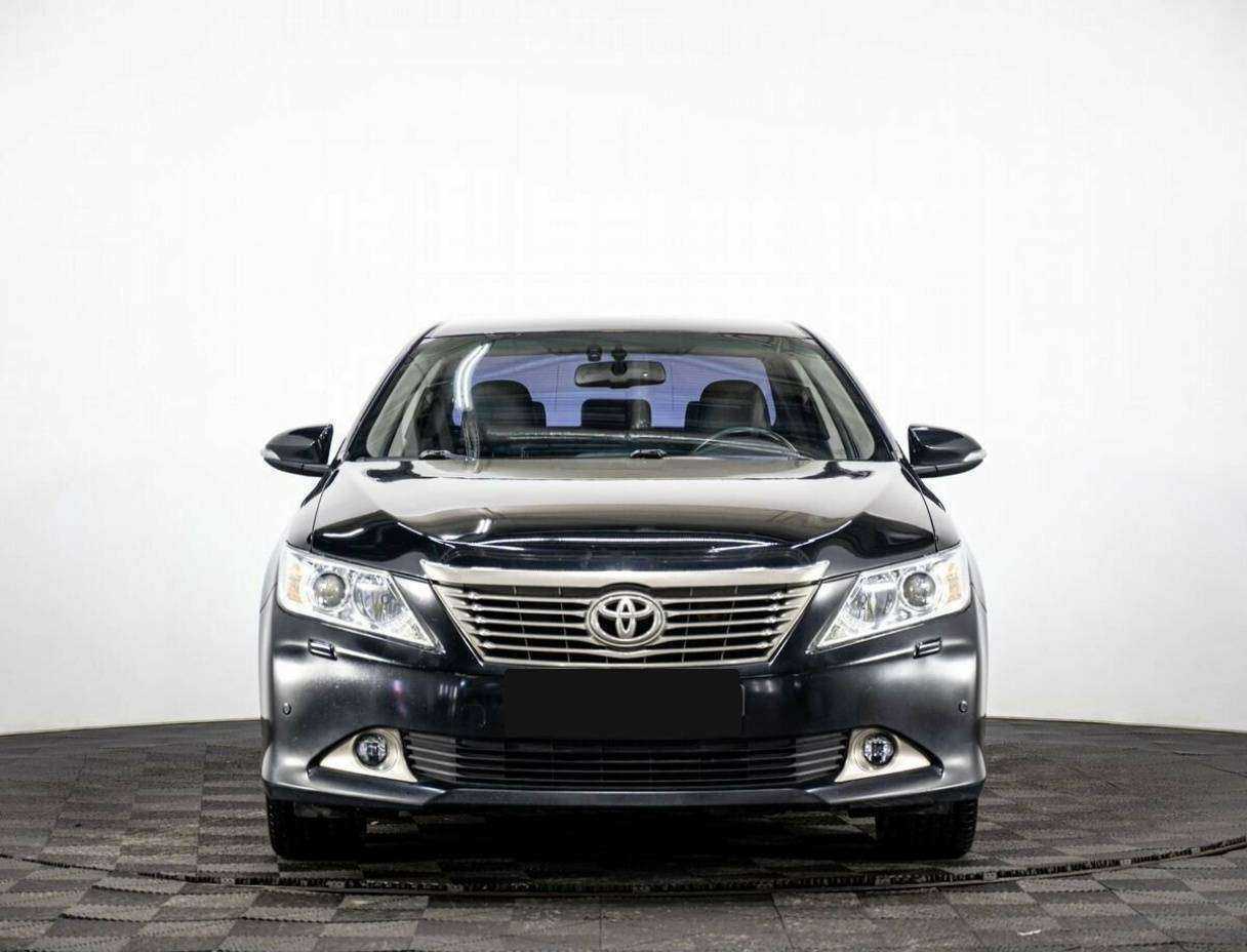 Toyota Camry 2014 года с пробегом. Фото: #1