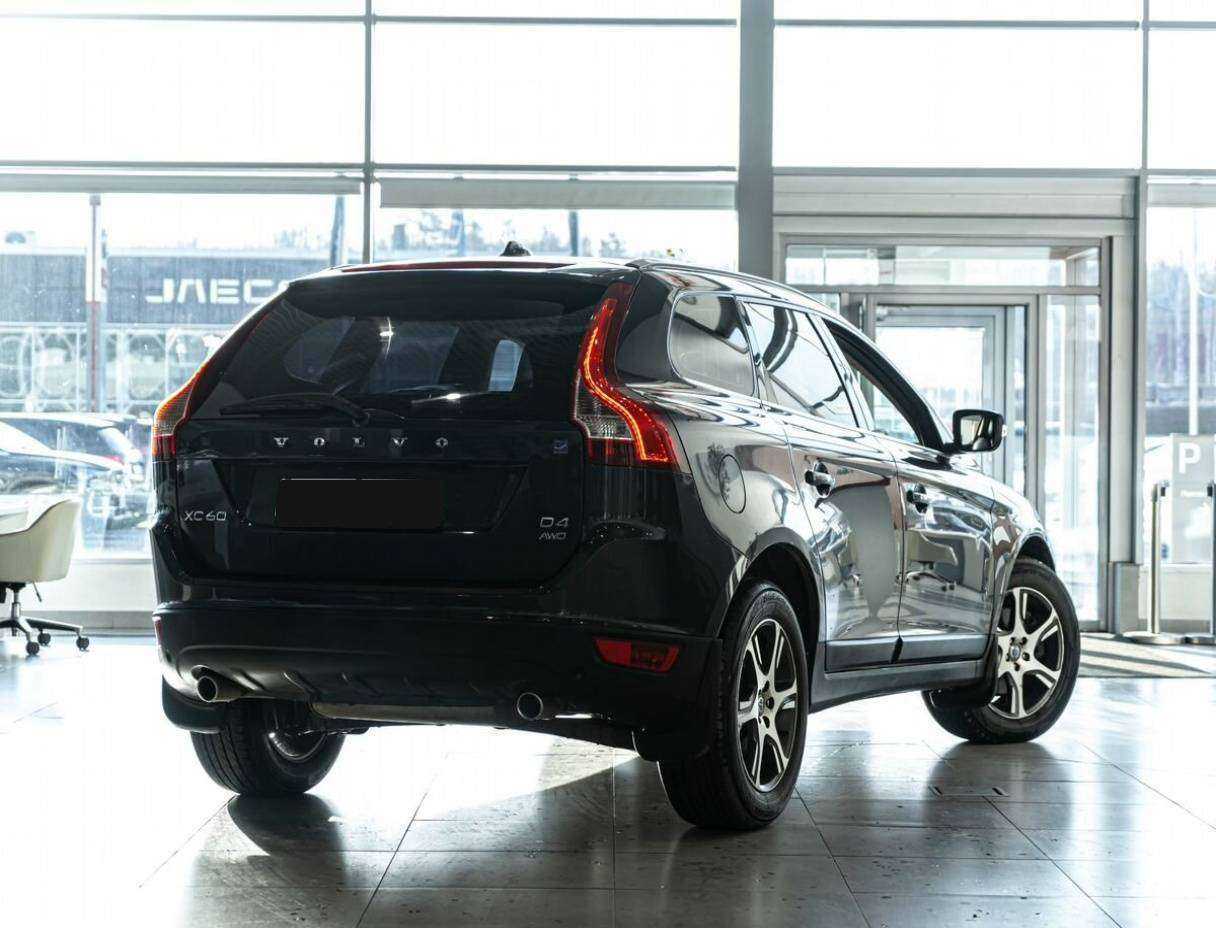 Volvo XC60 2012 года с пробегом. Фото: #2