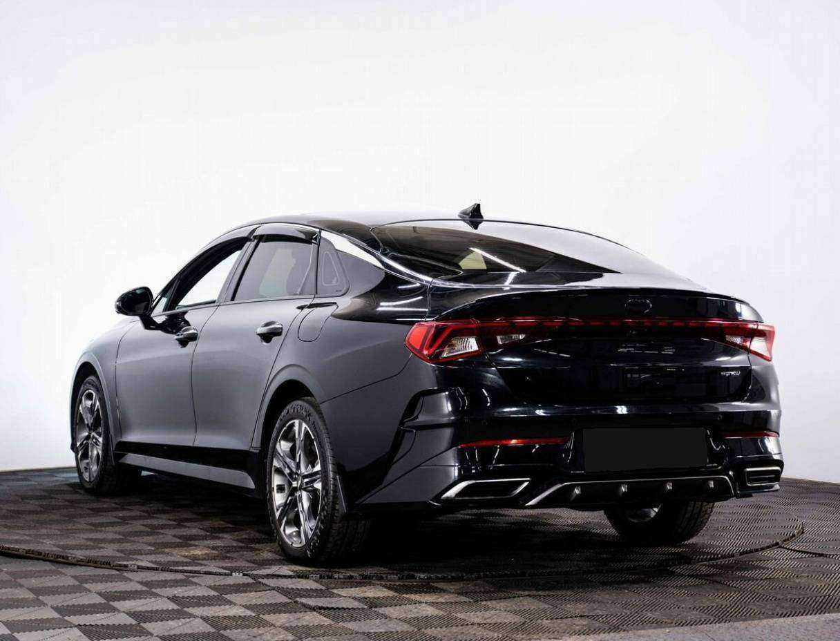 Kia K5 2020 года с пробегом. Фото: #3