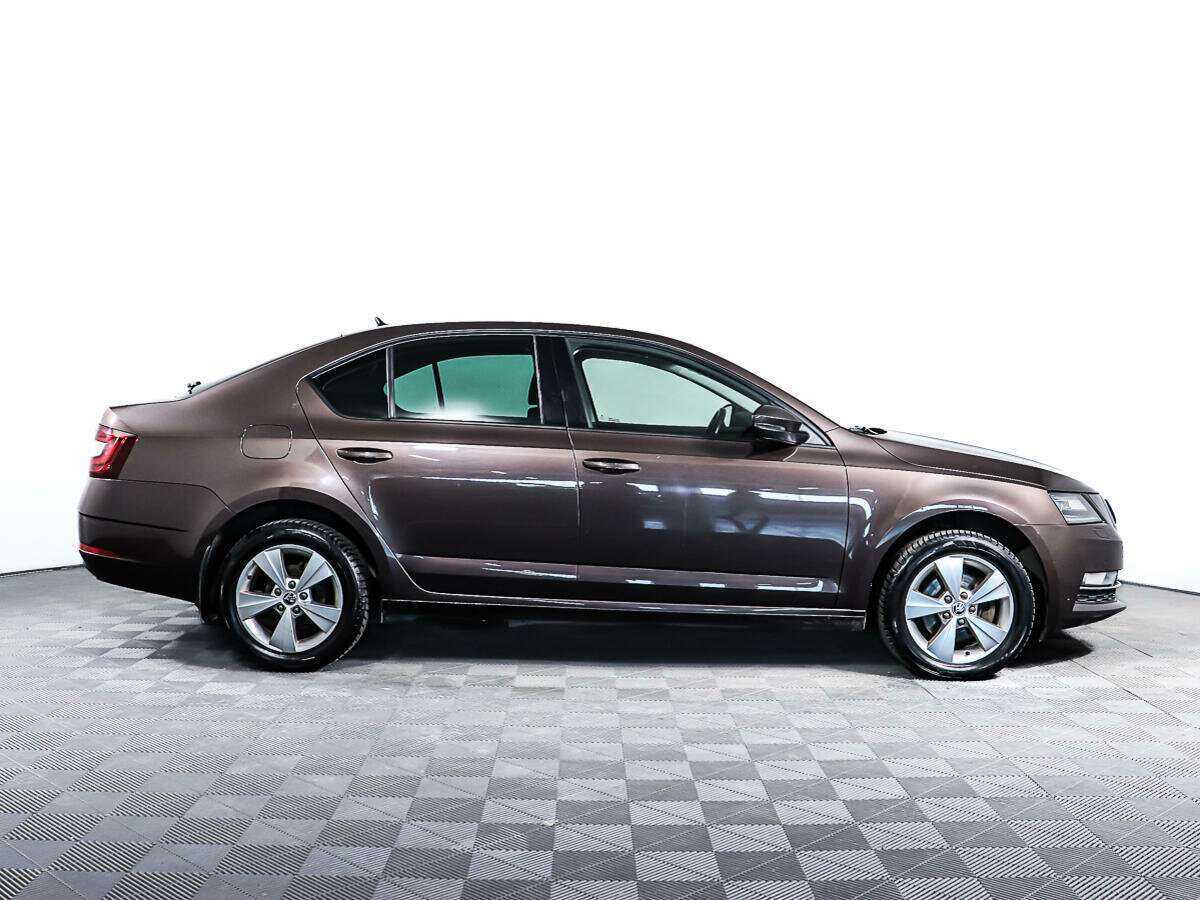 Skoda Octavia 2018 года с пробегом. Фото: #3
