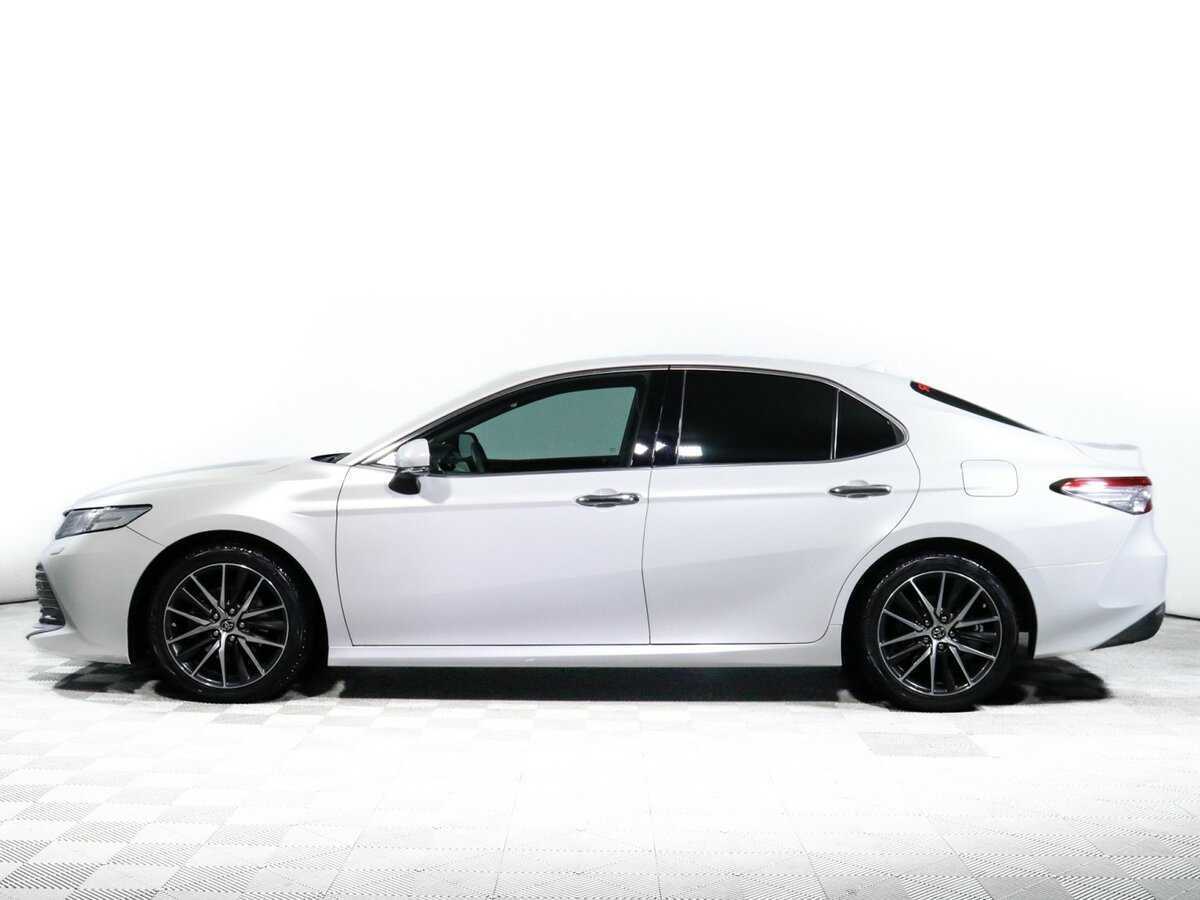 Toyota Camry 2019 года с пробегом. Фото: #4