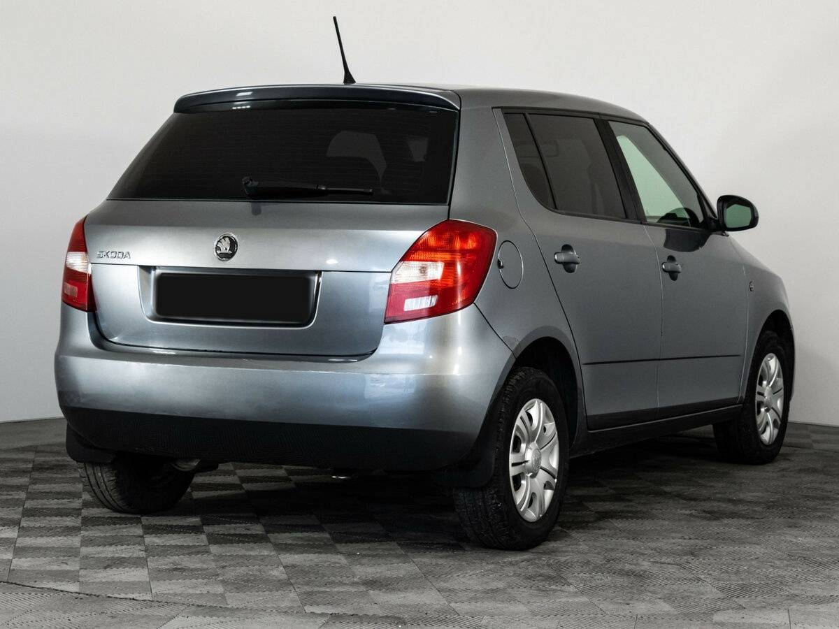 Skoda Fabia 2013 года с пробегом. Фото: #4