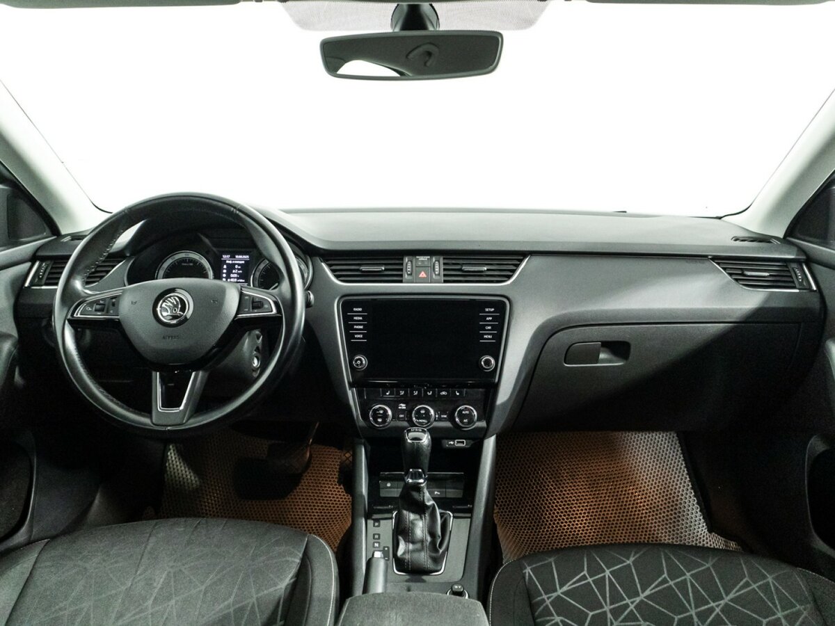 Skoda Octavia 2020 года с пробегом. Фото: #12