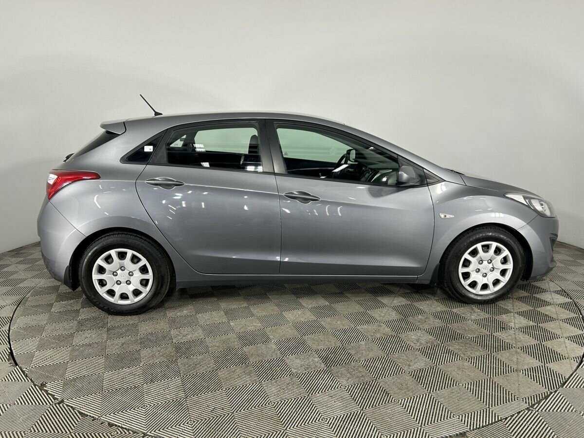 Hyundai i30 2012 года с пробегом. Фото: #3