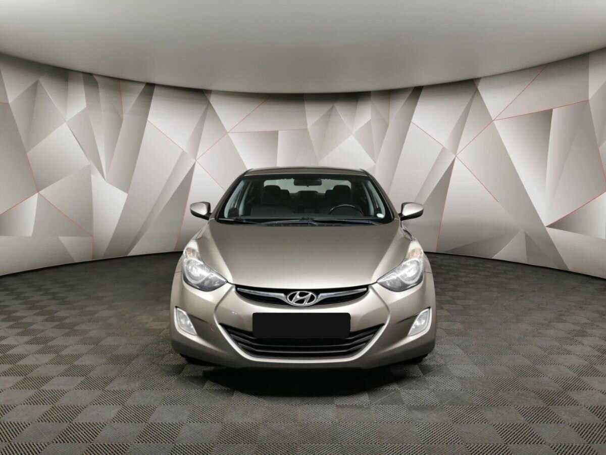 Hyundai Elantra 2012 года с пробегом. Фото: #6