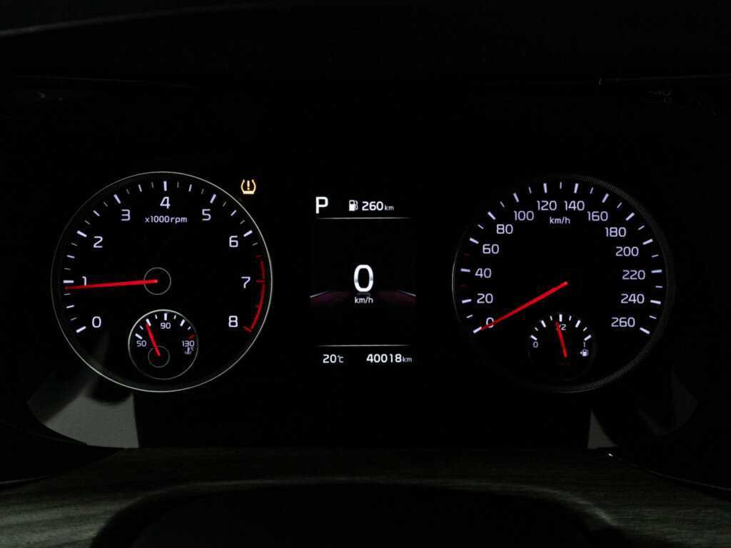 Kia K5 2022 года с пробегом. Фото: #11