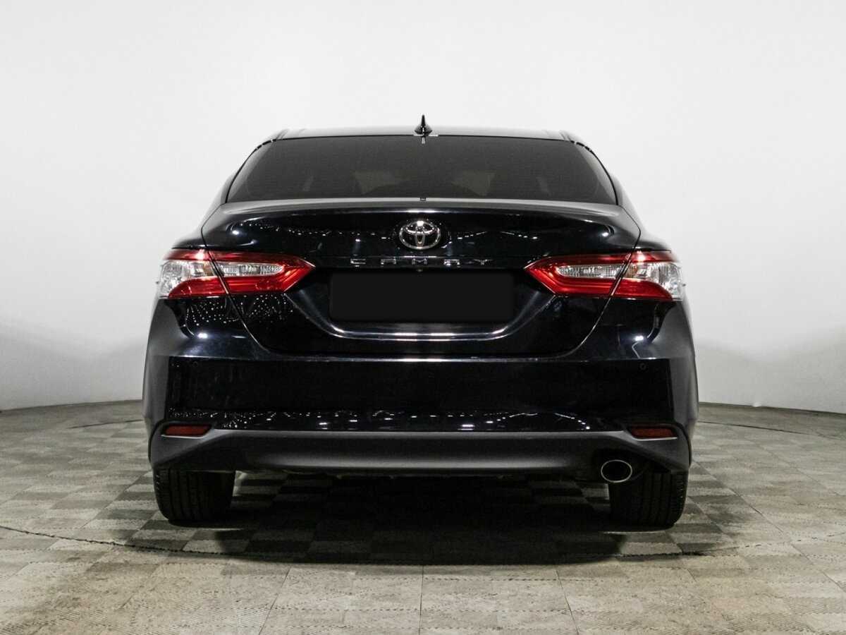 Toyota Camry 2019 года с пробегом. Фото: #5