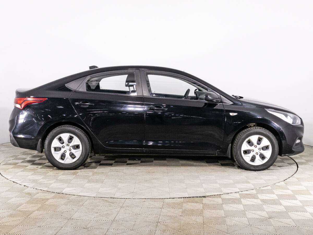 Hyundai Solaris 2017 года с пробегом. Фото: #3