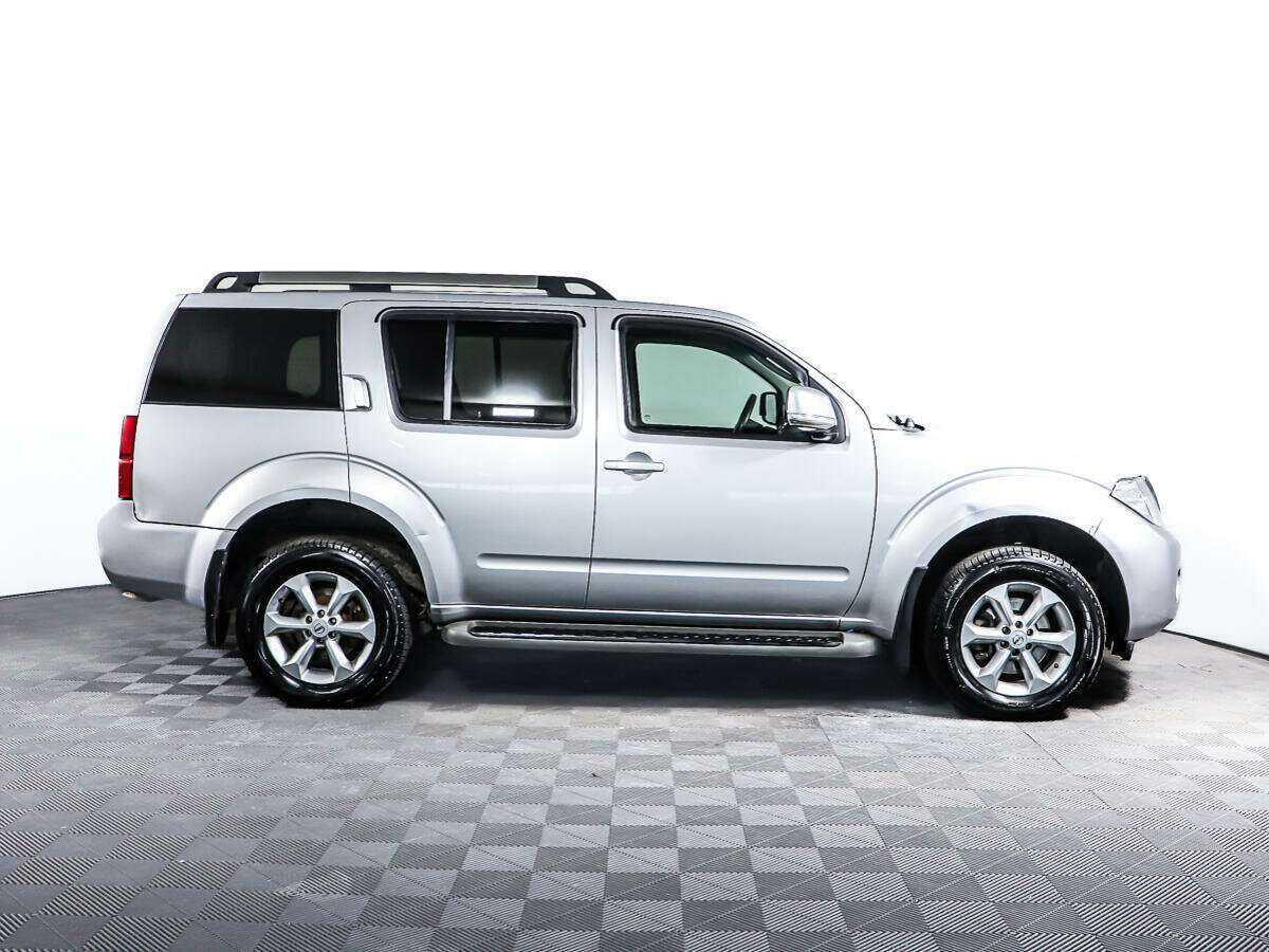 Nissan Pathfinder 2012 года с пробегом. Фото: #3