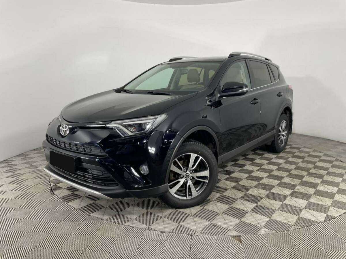 Toyota RAV4 2018 года с пробегом. Фото: #0