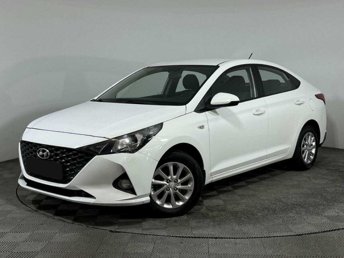 Hyundai Solaris 2020 года с пробегом. Посмотреть фото