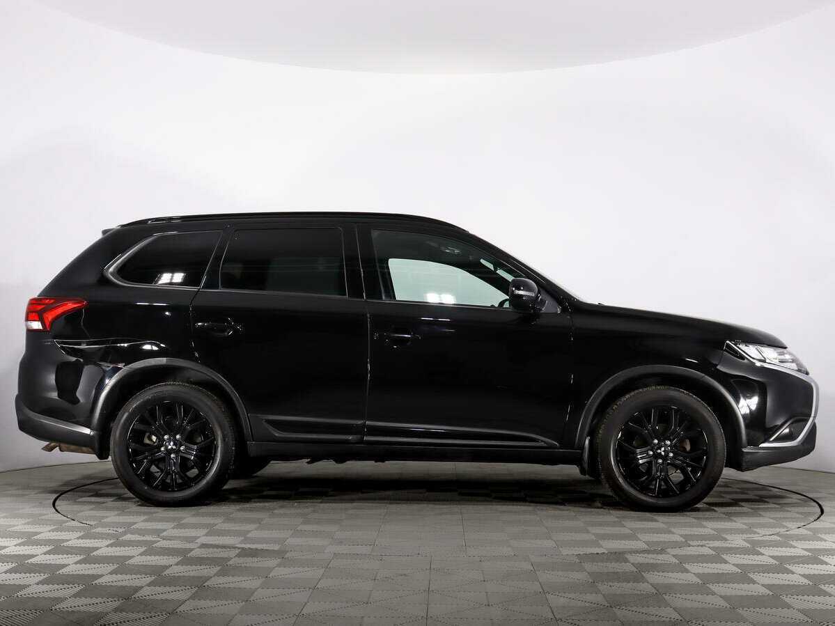 Mitsubishi Outlander 2020 года с пробегом. Фото: #3