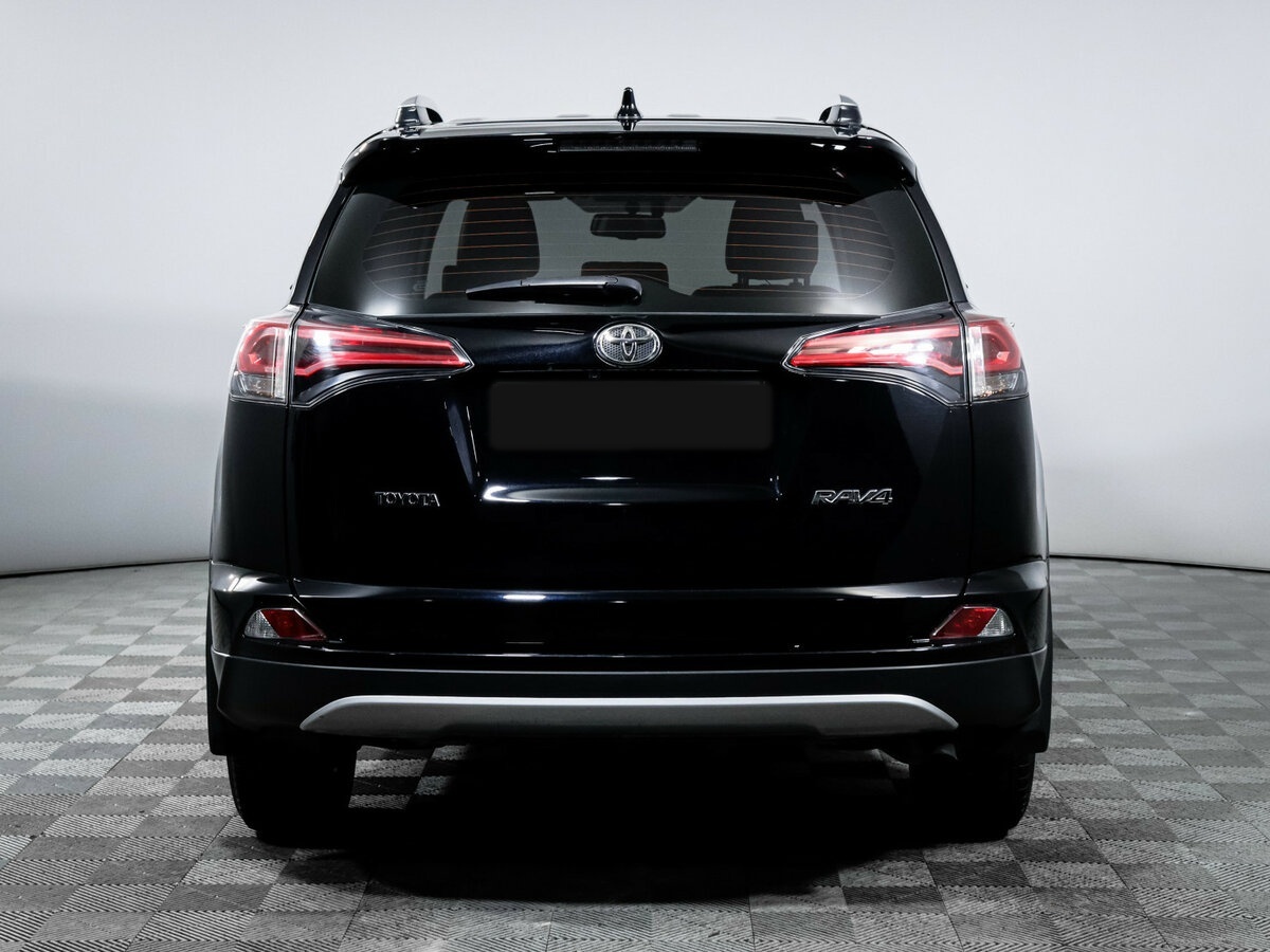 Toyota RAV4 2019 года с пробегом. Фото: #5