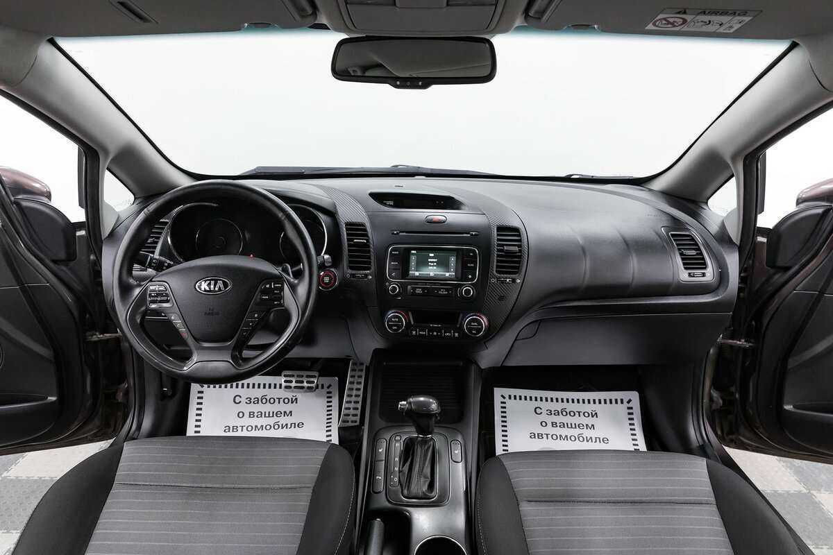Kia Cerato 2013 года с пробегом. Фото: #7