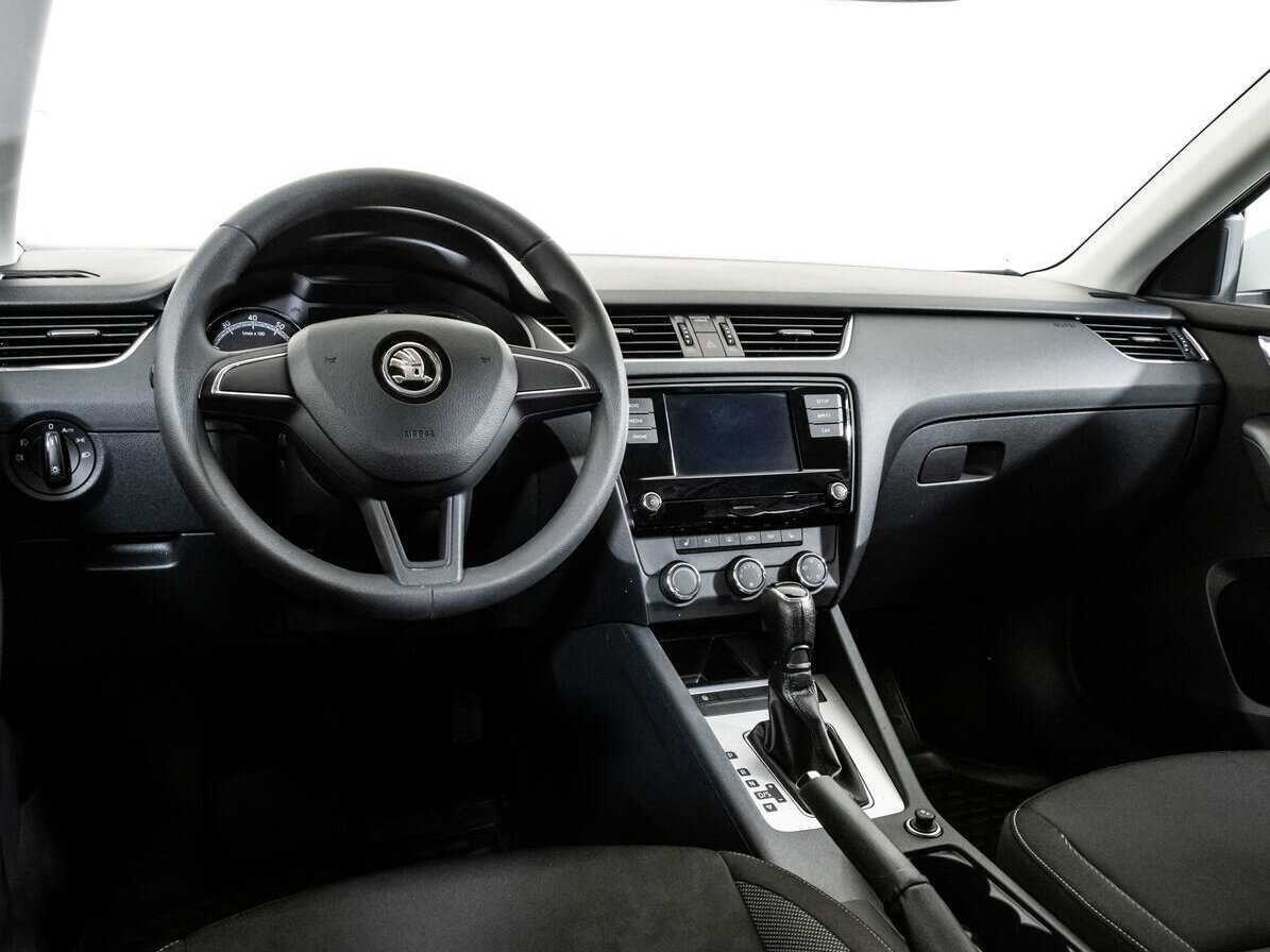 Skoda Octavia 2018 года с пробегом. Фото: #10