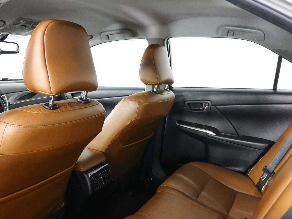 Toyota Camry 2016 года с пробегом. Фото: #11